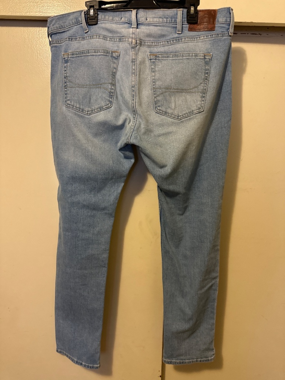 Jeans - Picture 2 of 2
